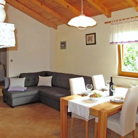 Kablar - Pul116 By Interhome * Pula